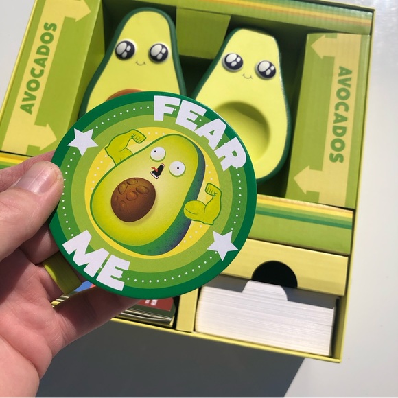 Throw Throw Avocado By Exploding Kittens Family Party Game 2-6 Players Age 7 + - Picture 4 of 11